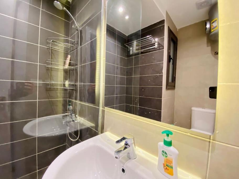 Sunny 1 Bedroom G Cribs Elgouna With Open View דירה הורגהדה